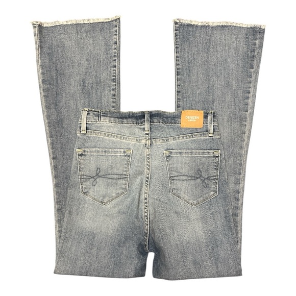 Levi's Kids Denizen Light Wash Flare Jeans - Picture 4 of 9